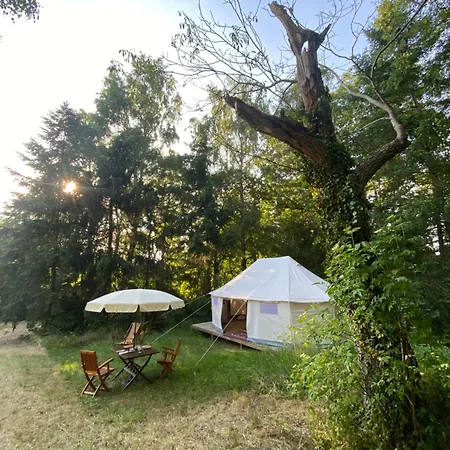 Glamping Im Gutspark - Park 豪华帐篷