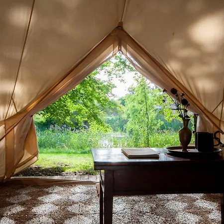 Lüks kamp alanı Glamping Im Gutspark - Park *